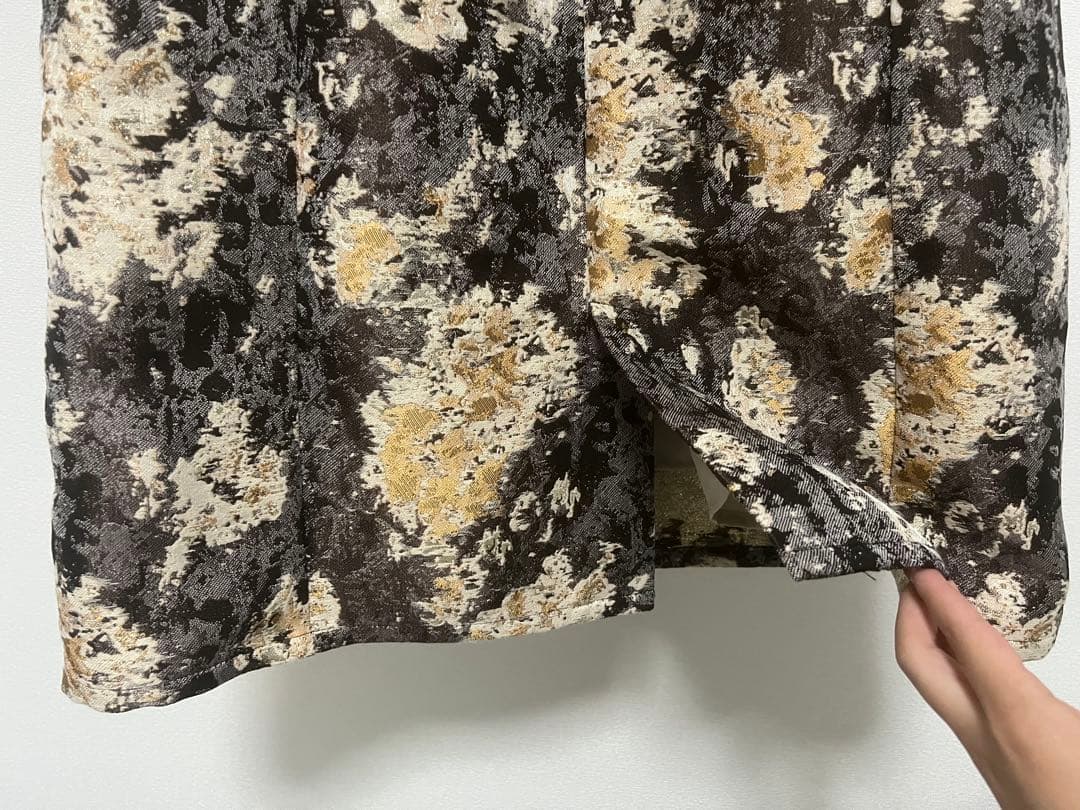 MeanderingJacquardpencil dress / LE’RURE