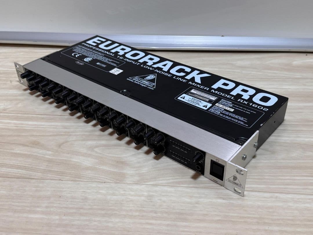 Eurorack Pro RX1602 ラインミキサー
