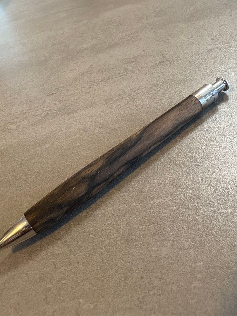 工房楔 黒柿孔雀杢 ルーチェペン ボールペン イベント杢 木軸