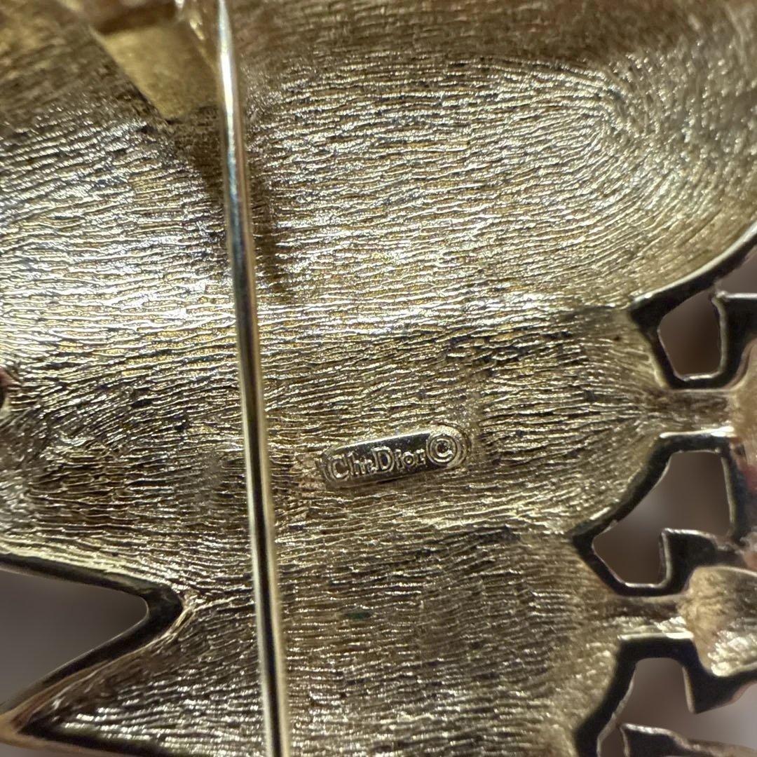 Christian DIORブローチ