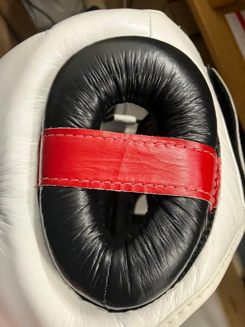 Fairtex ヘッドギア Mサイズ 本革製