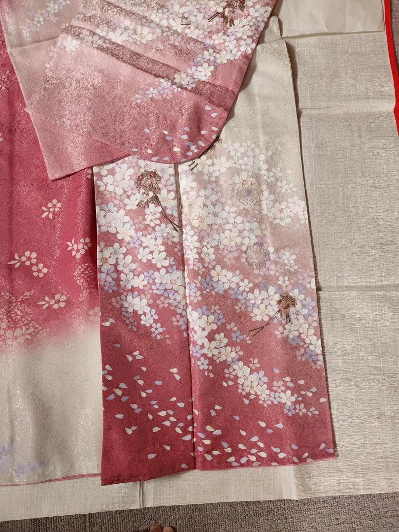 圧巻の桜！超美品。華やかな伊東深水のピンク振り袖