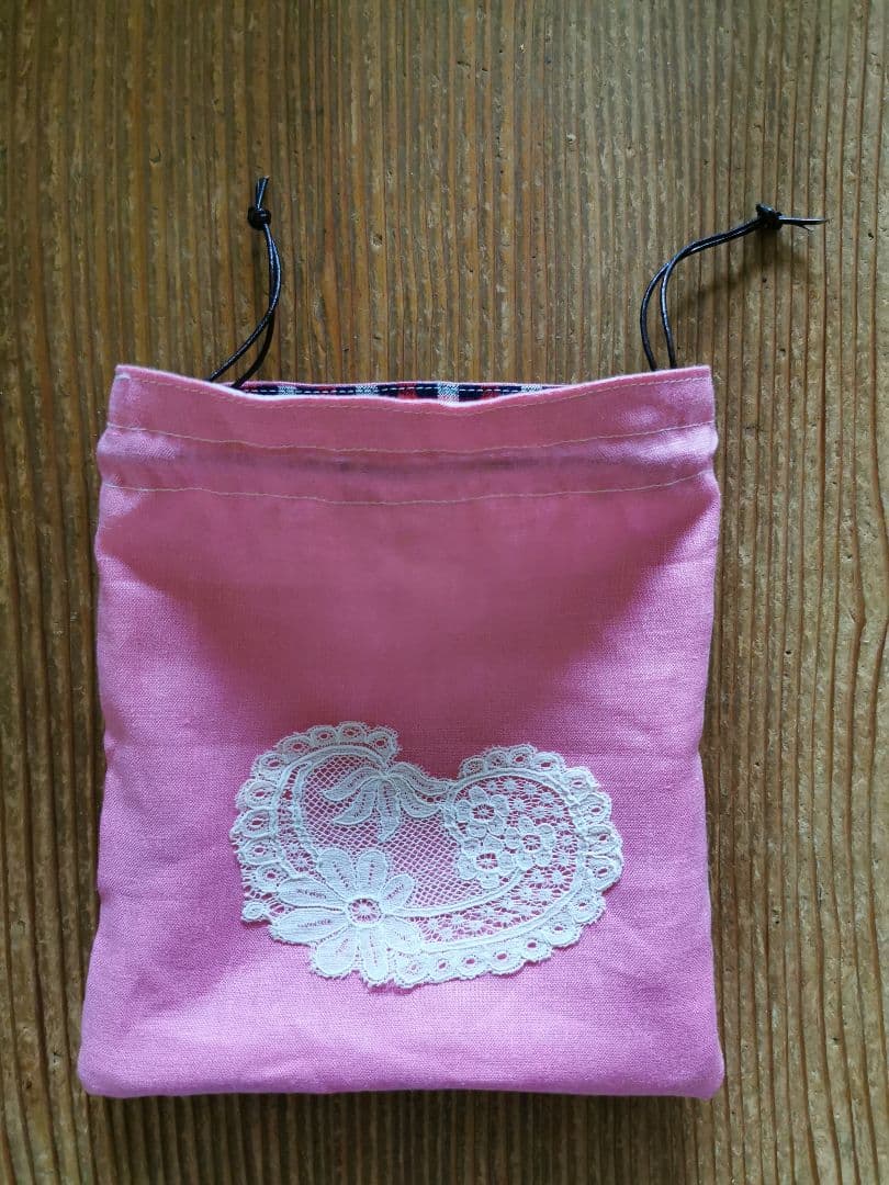 ハンドメイド✃アンティークドイツ果実薔薇柄 ホームスパンリネン格子巾着 レース付