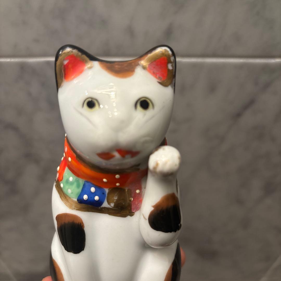 江戸時代後期　神秘的な瞳でとても雰囲気のあるお金や良き人を招く招き猫