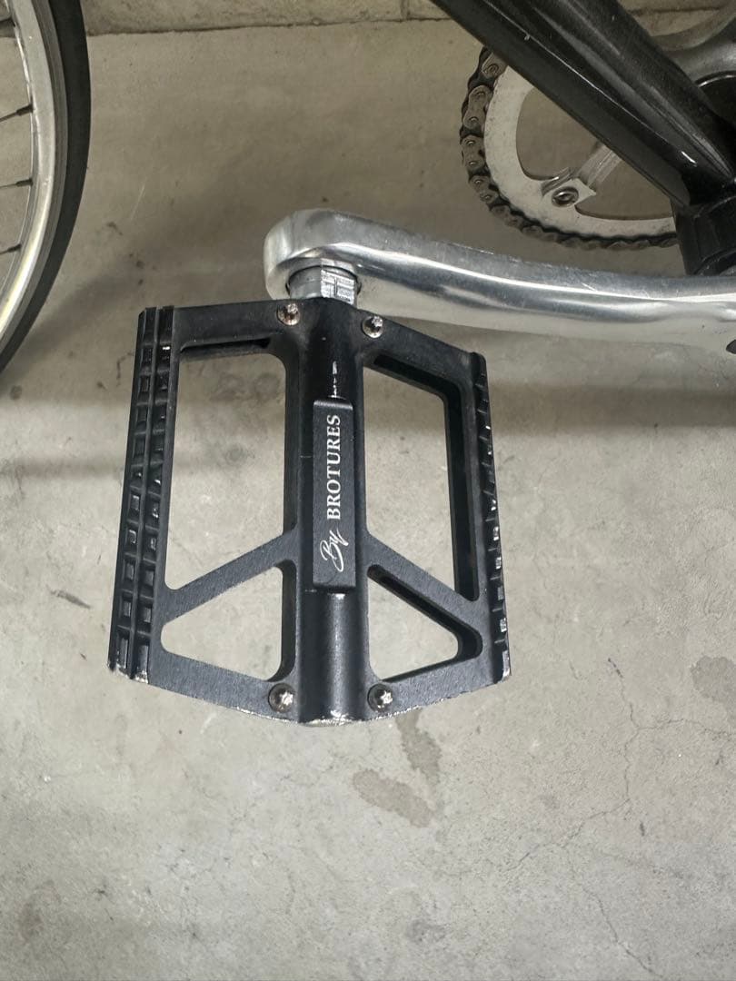 ピスト　HOW I ROLL CHAMP XSサイズ