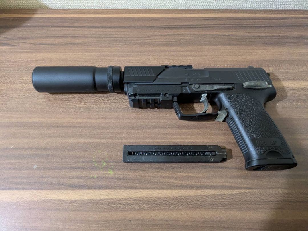 ア*よ様 東京マルイH&K USP 電動ガン　他パーツ多数
