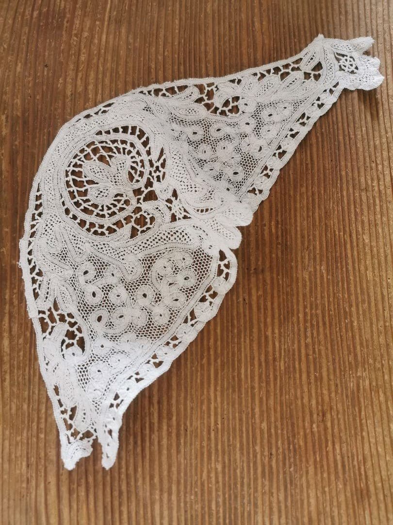 アンティークイタリア カントゥー＆ミラネーゼミックスボビンレース 付け襟クロス