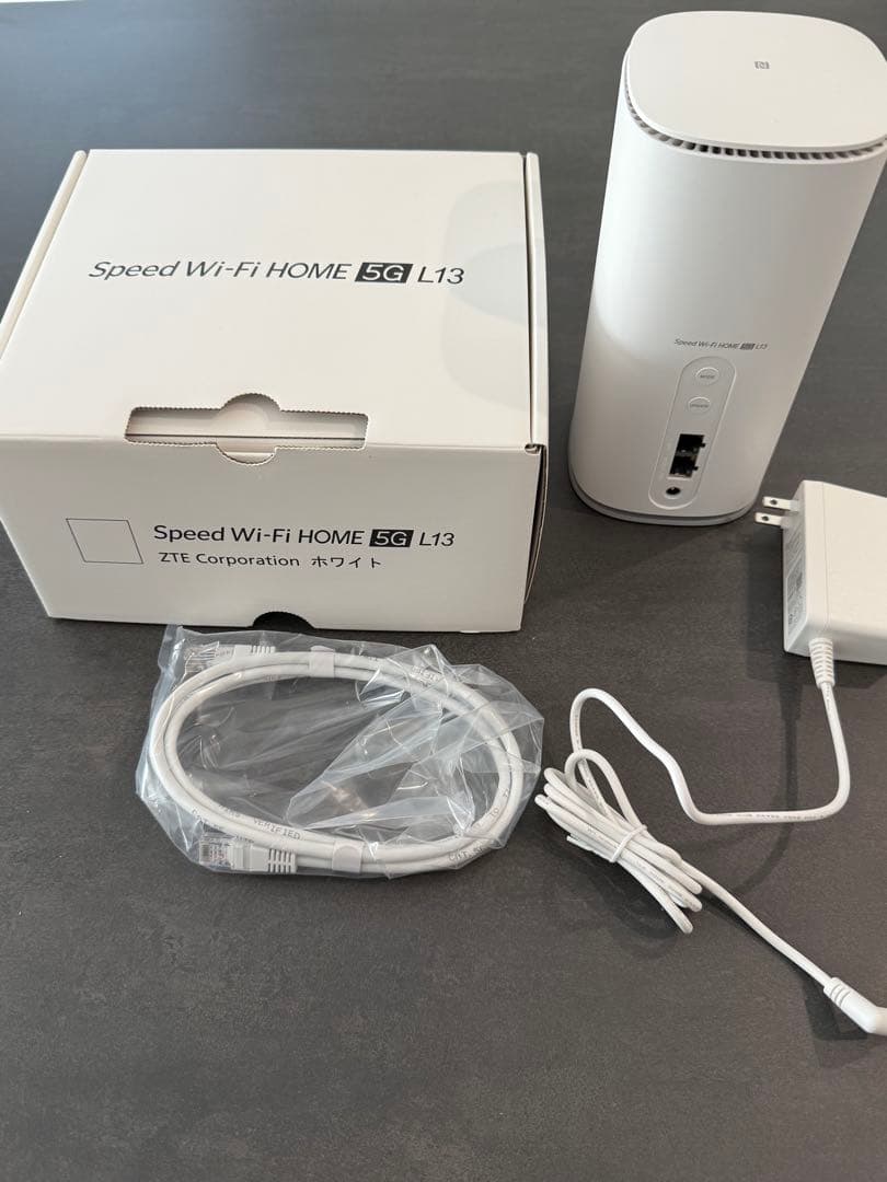 ZTE Speed Wi-Fi  5G L13 本体