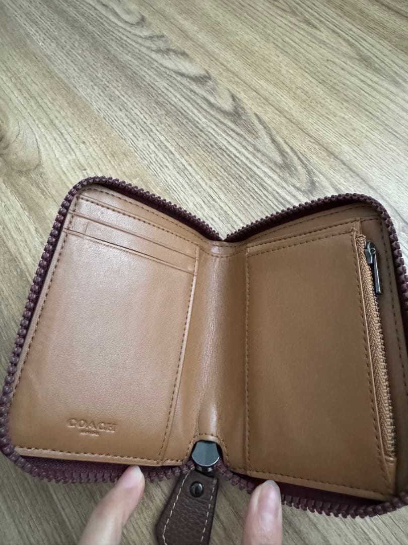 大幅値下げ中‼️‼️COACH 二つ折り財布 馬車プリント