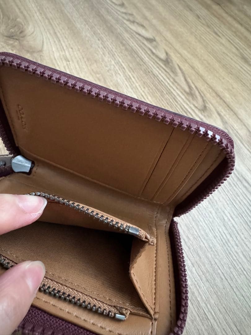 大幅値下げ中‼️‼️COACH 二つ折り財布 馬車プリント