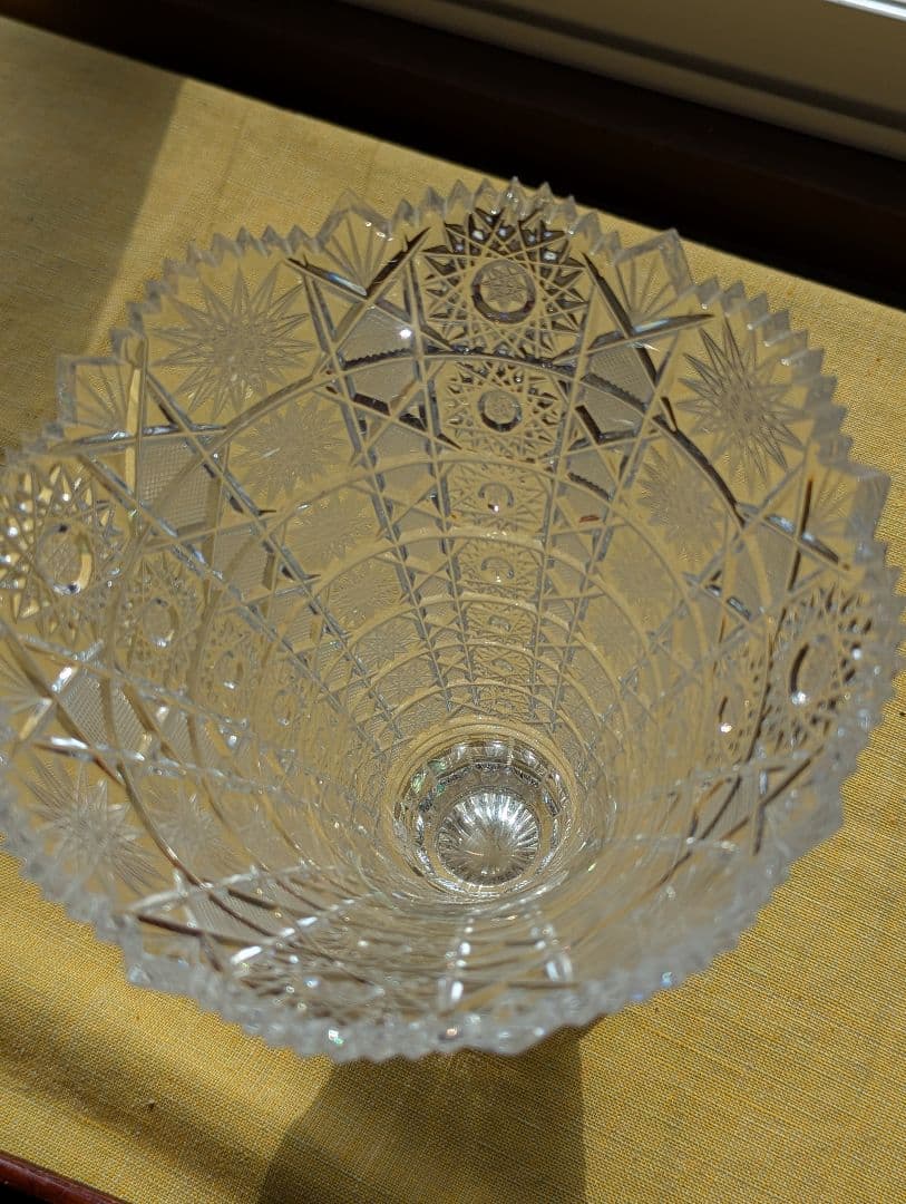 希少　ボヘミアクリスタル　Maiaカット リードクリスタル フラワーベース