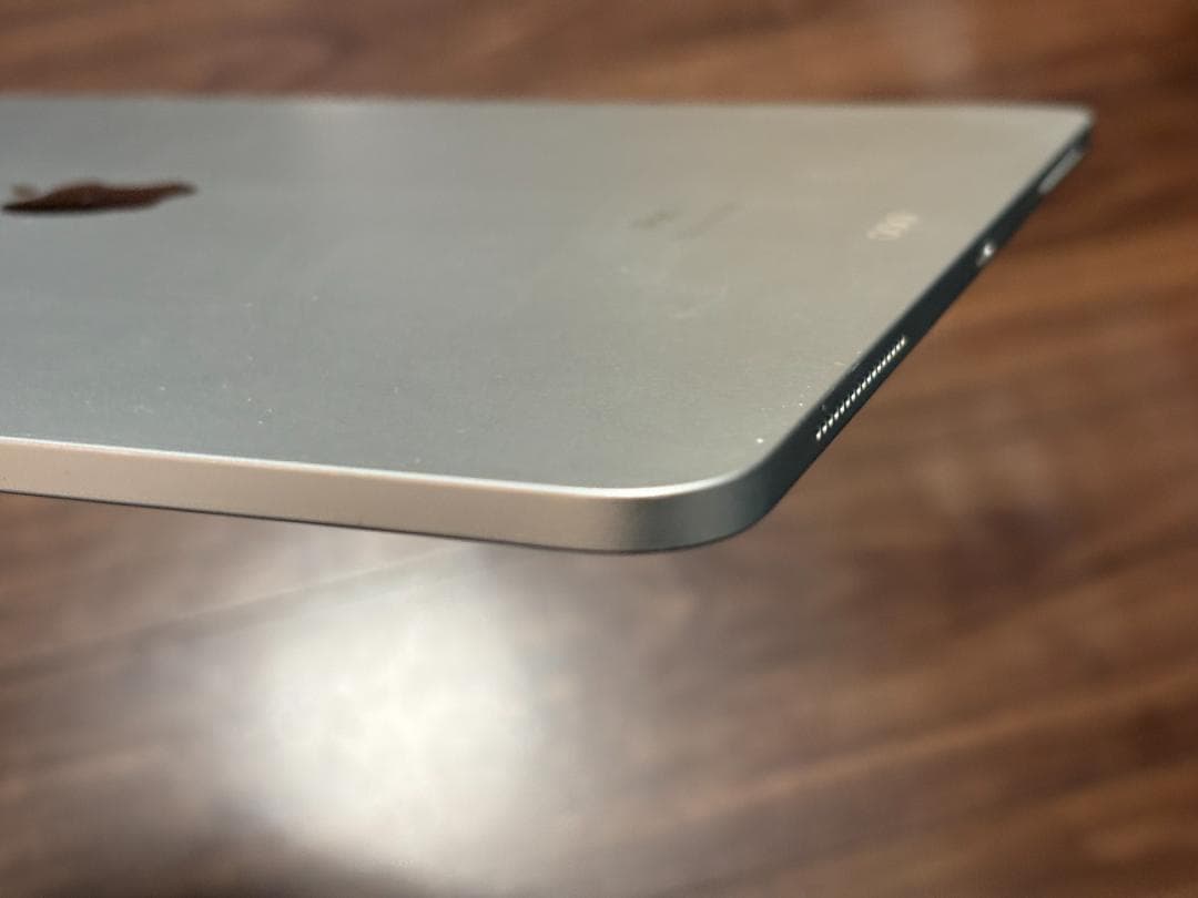 iPad Pro 12.9インチ 第4世代 / Magic Keyboard /