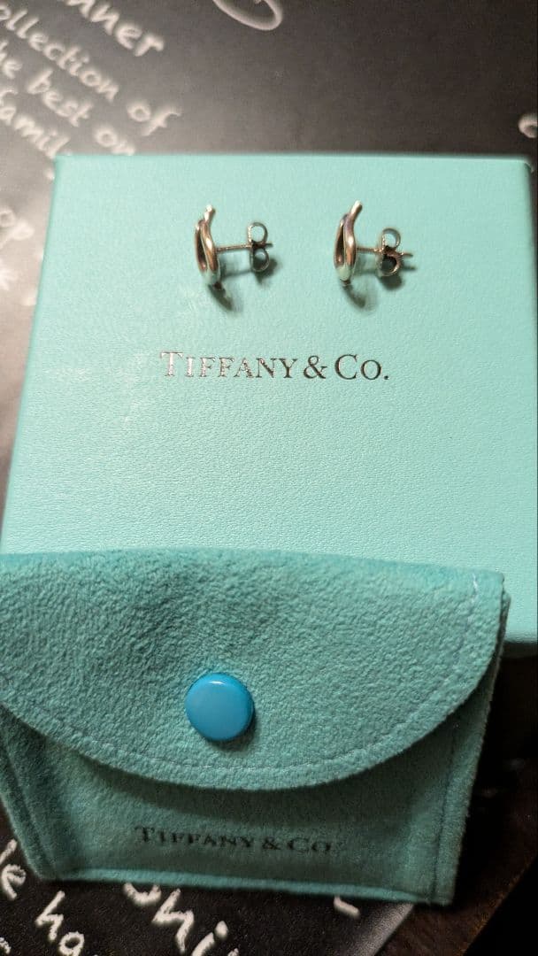 Tiffany & Co. 無限大デザインピアス