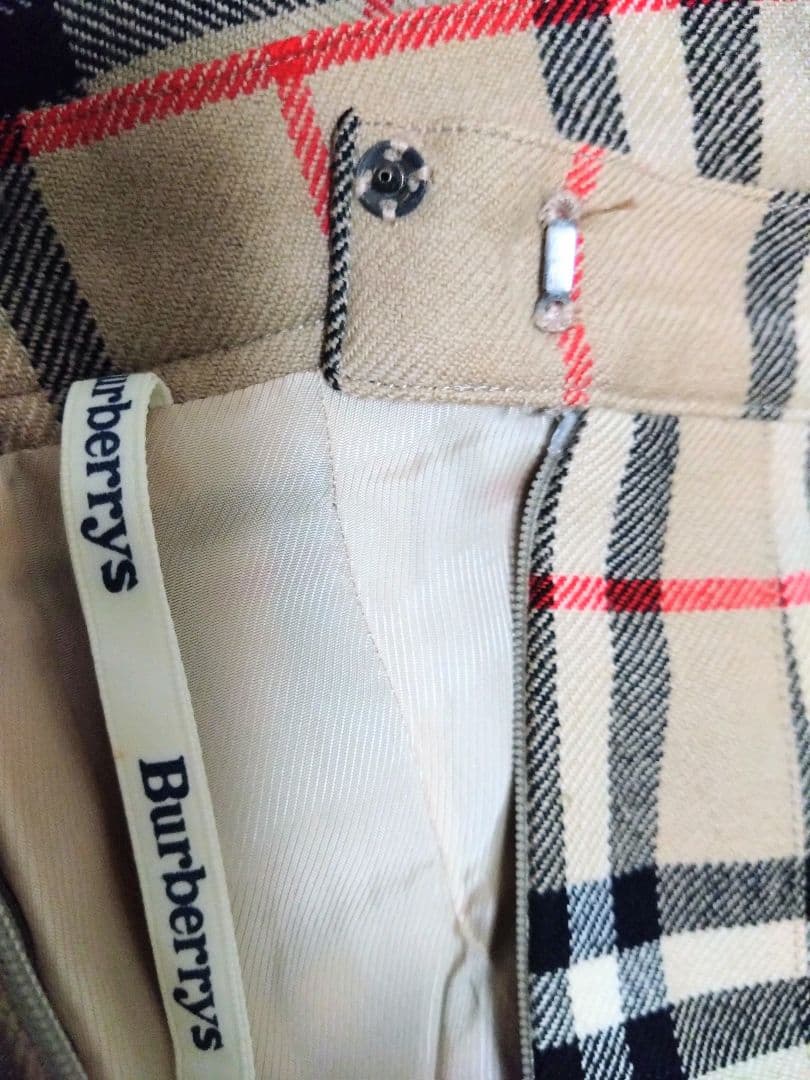 ま*み様 【極美品】バーバリー ノバチェック プリーツスカート ウール 希少 定