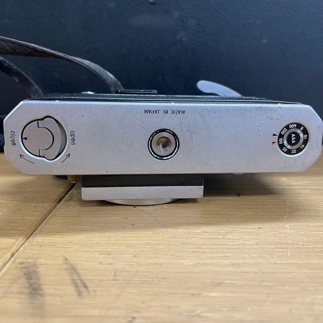 Nikon F アイレベル シルバー ボディ フィルムカメラ 658万番台