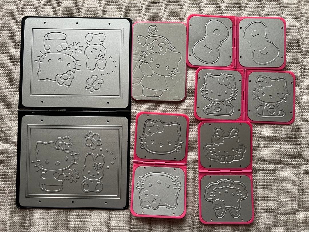 レア⭐︎Sizzix キティ⭐︎ダイカット　エンボス　10点セット