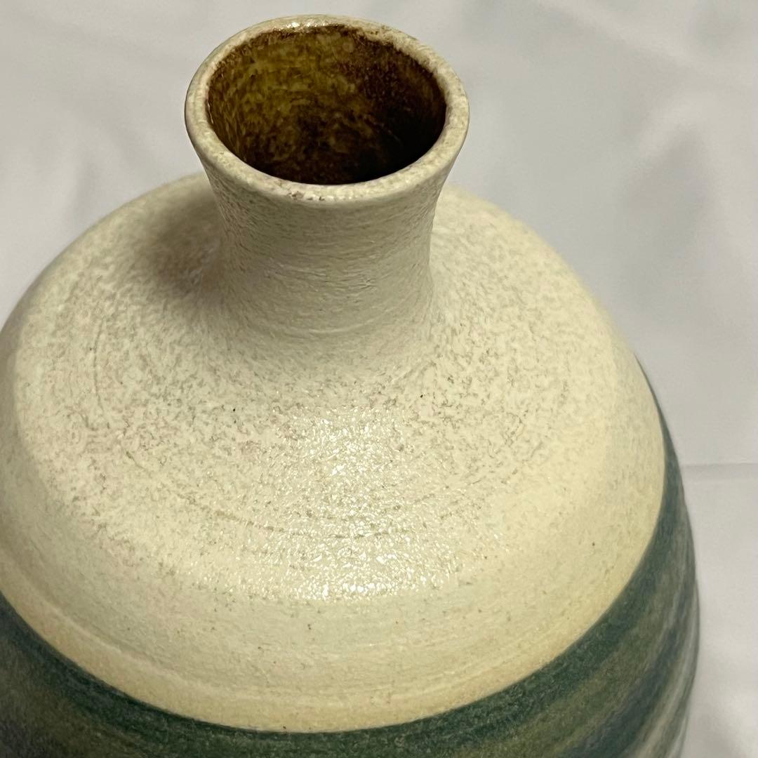 三代 井上良斎 神奈川焼 隅田窯 陶印 共箱有 刷毛目 花瓶 14.5cm