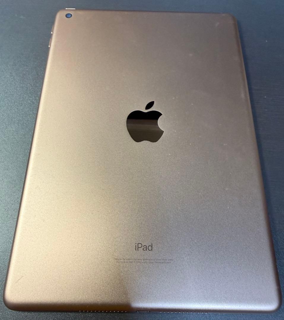 iPad 第6世代　32GB 10.2インチ 本体