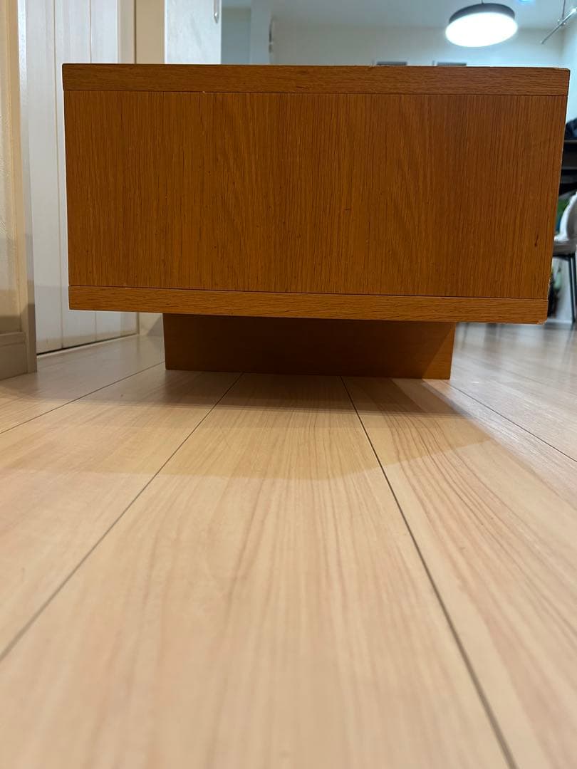 ブラウン木製テレビ台