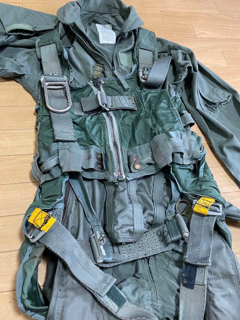 早い者勝ち　米海軍　戦闘機パイロット装備セット　フライトスーツはついてきません