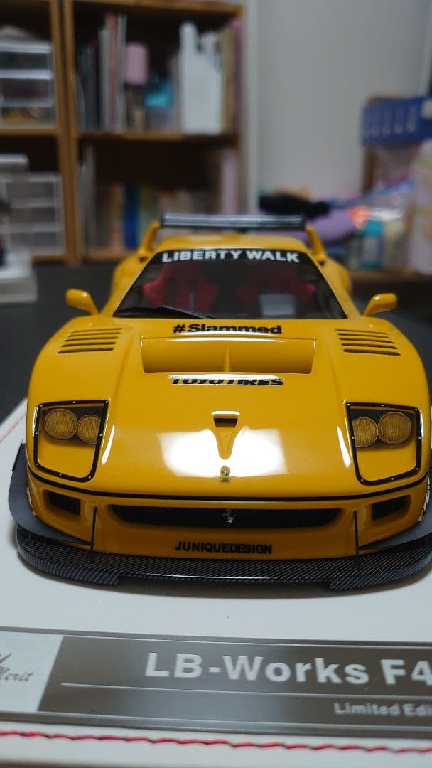 最終値下げリバティーウォークF40 IVYmodel 1/18