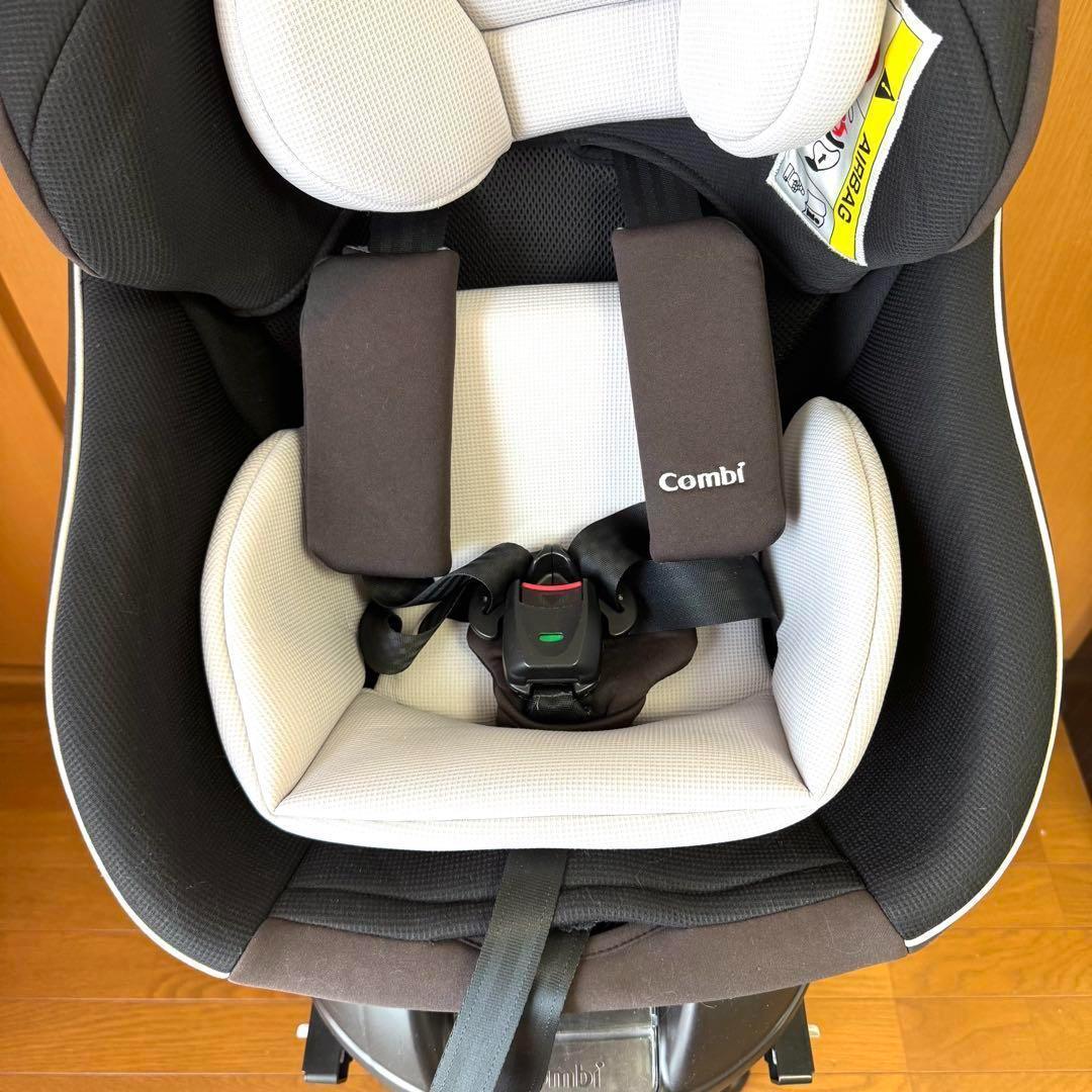【美品】限定色　Combi クルムーヴスマートisofixエッグクッションNeo