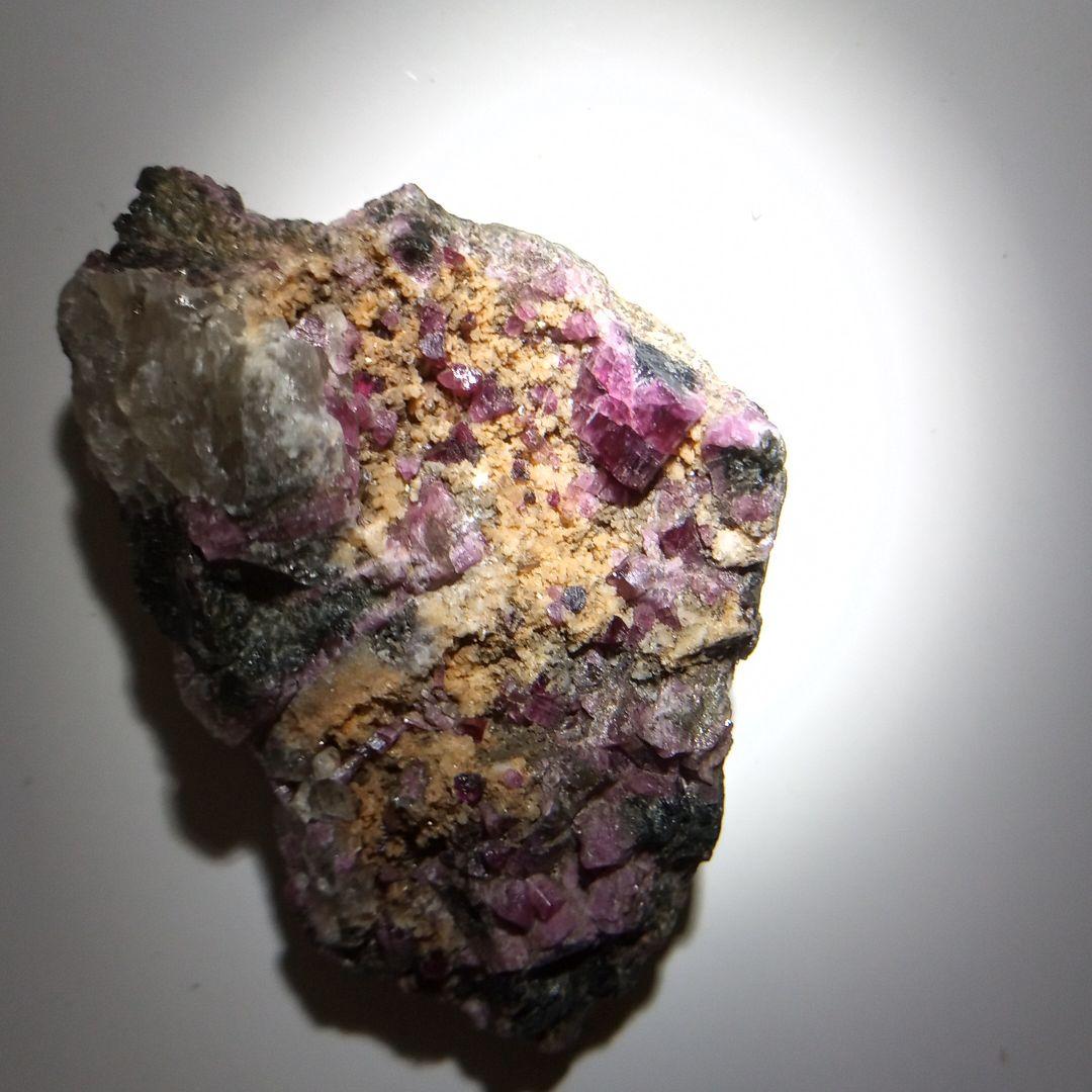 ルベライト・トルマリン✨　原石　リディコータイト✨　鉱物 標本サンプル