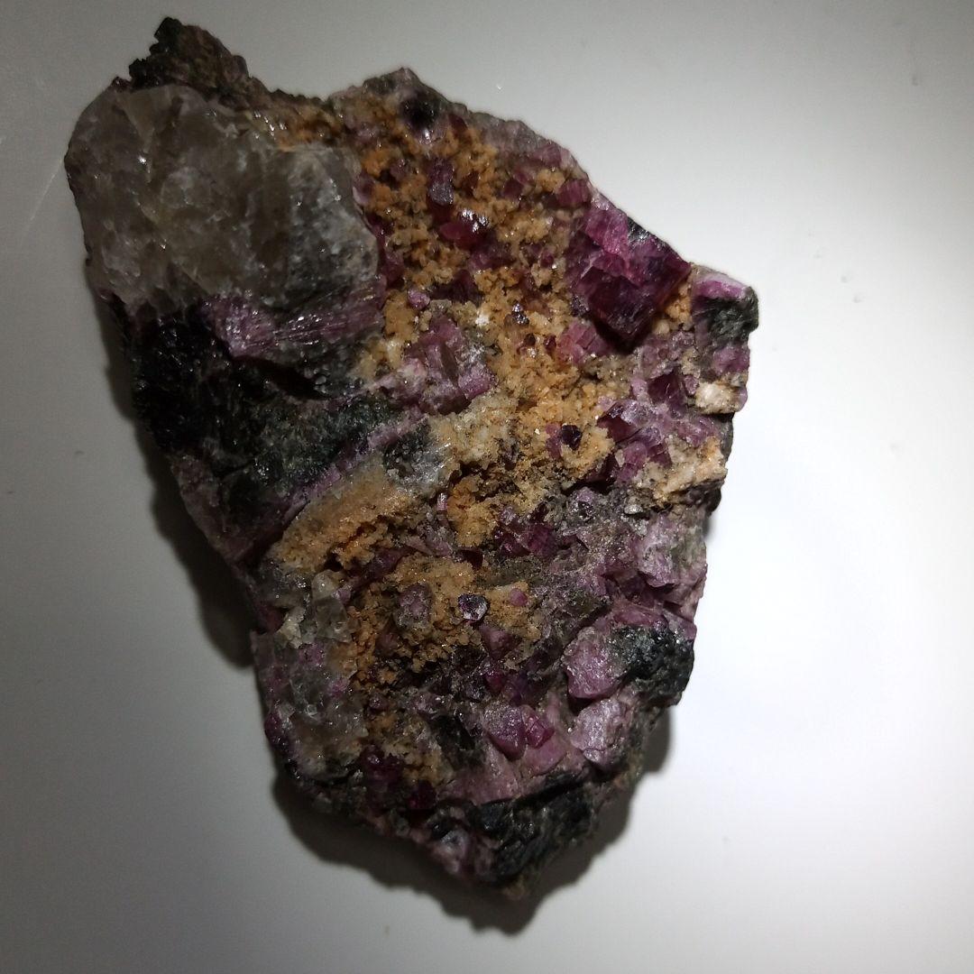 ルベライト・トルマリン✨　原石　リディコータイト✨　鉱物 標本サンプル