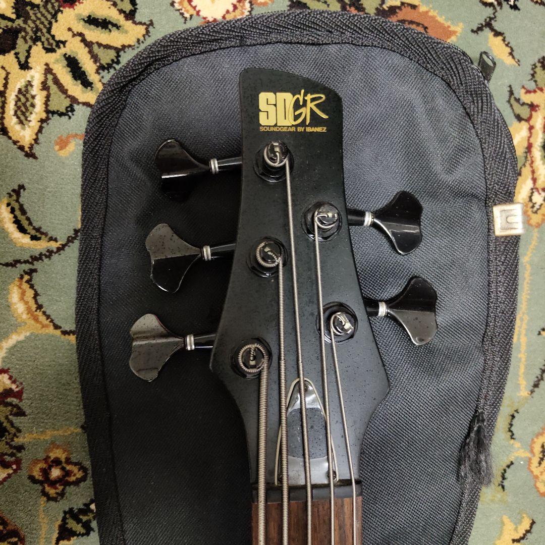 【1月16日大幅値下！！気まぐれ】アイバニーズ5弦ベース（ガリ音対策簡単）