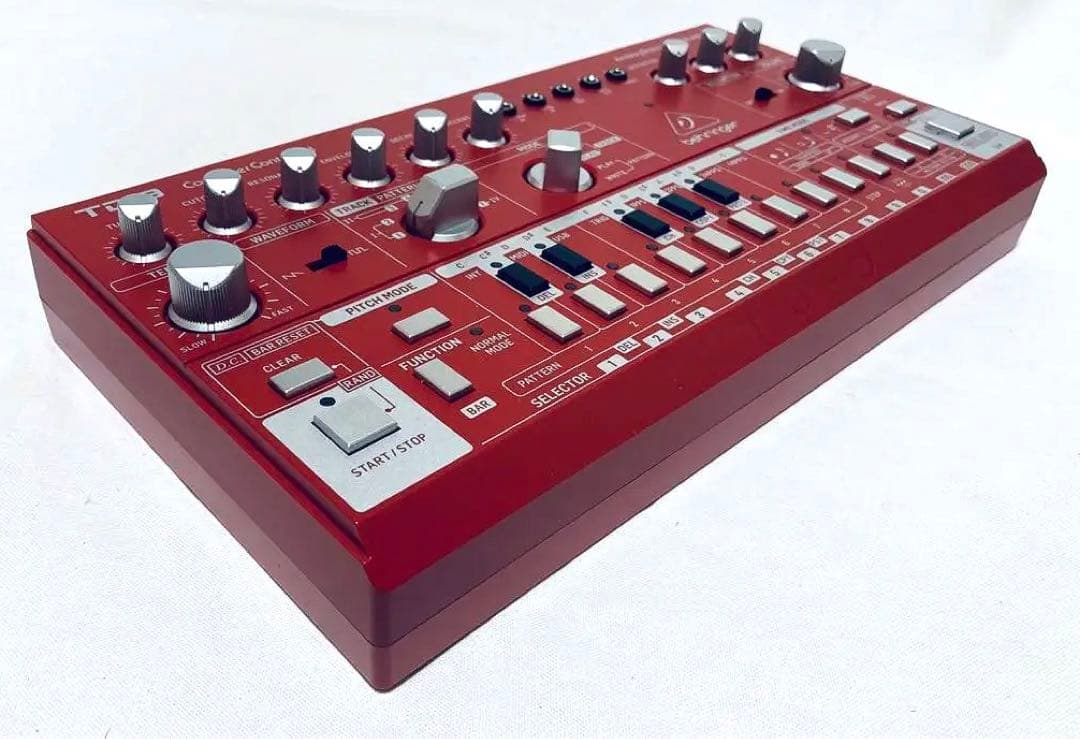 【新品同等】Behringer TD-3-RDアナログベースシンセサイザー