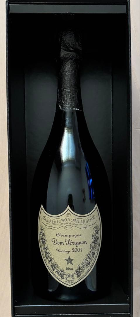 Dom Pérignon シャンパン 2004年ヴィンテージ
