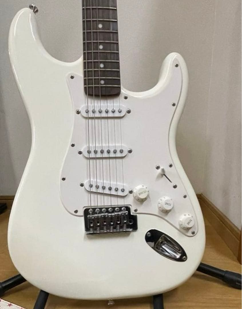 Squier エレキギターホワイト