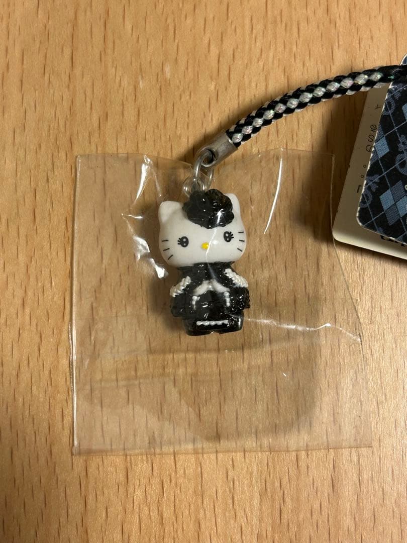 ハローキティ ゴスロリ　キーホルダー