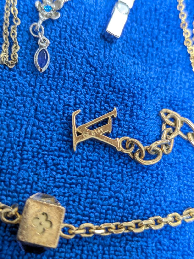 遺品整理 ルイビィトンブレスレットや、ネックレス13個セット