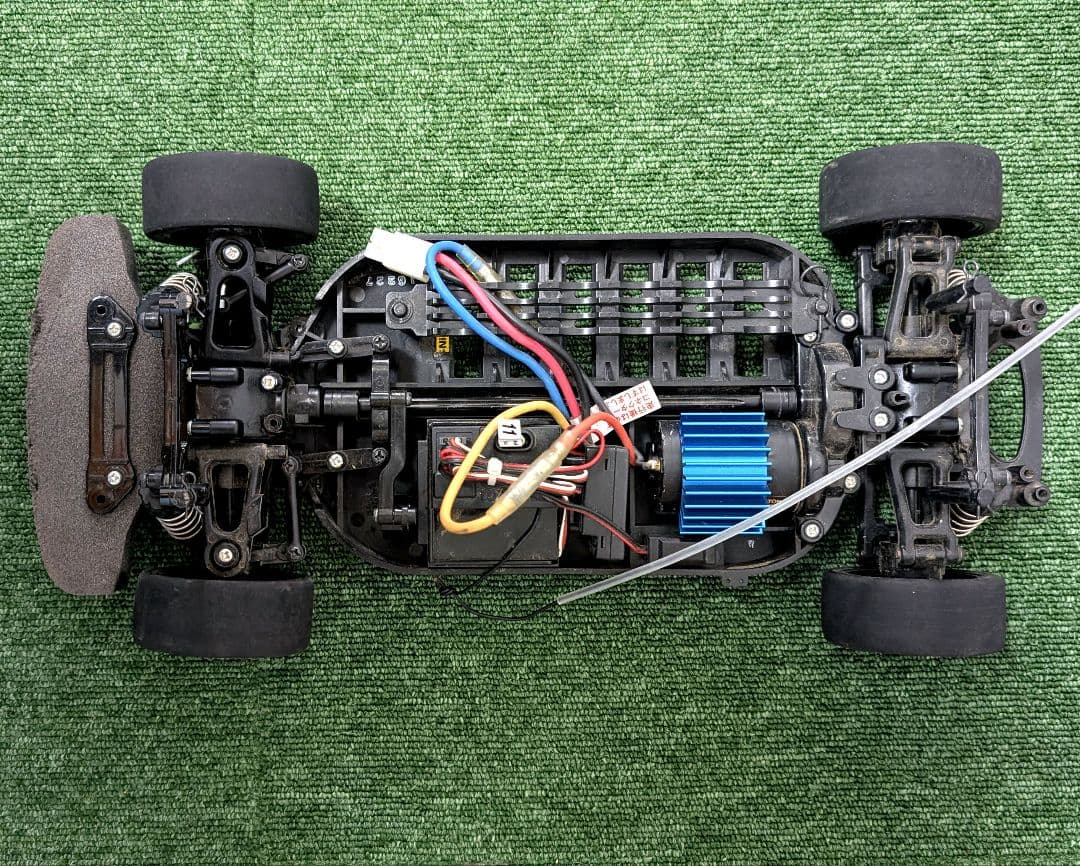 タミヤ　BMW Z4 1/10 RCカー ラジコン　バッテリー：充電器付き