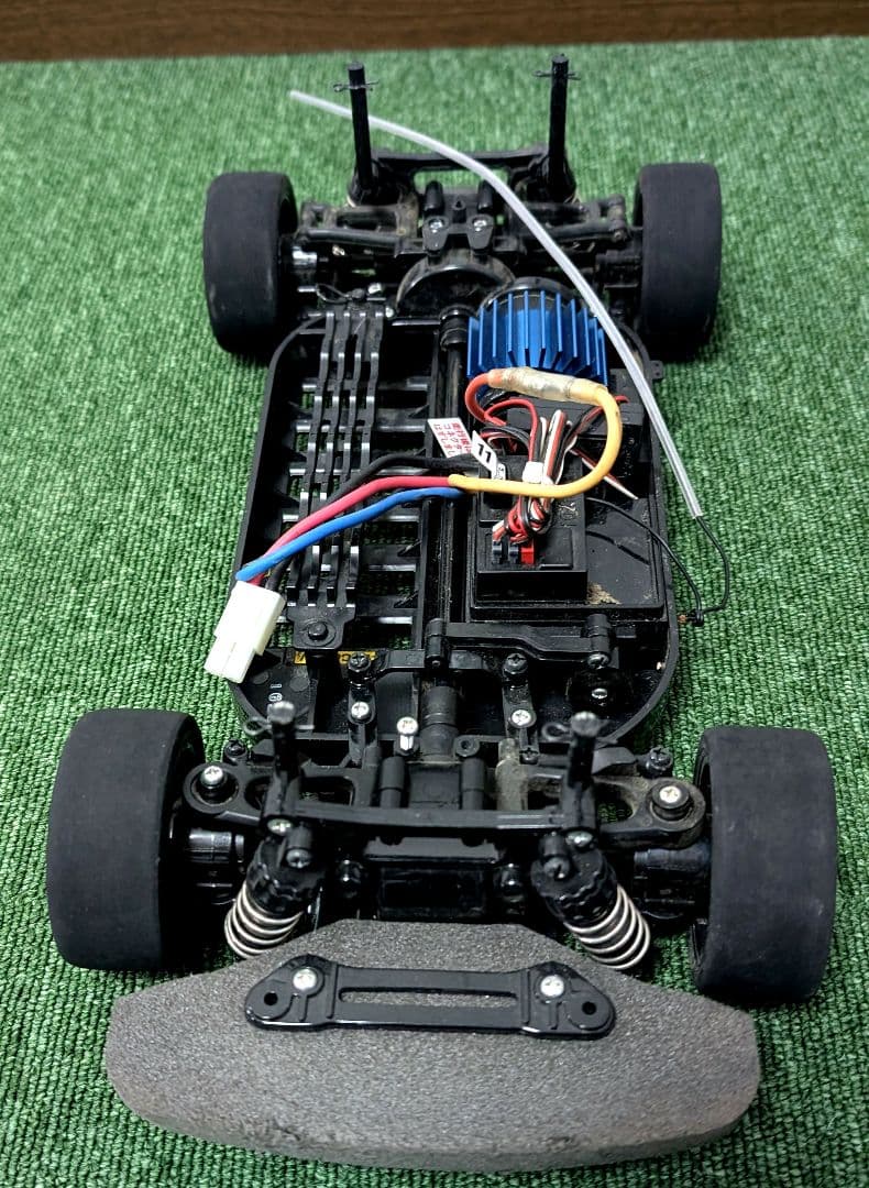 タミヤ　BMW Z4 1/10 RCカー ラジコン　バッテリー：充電器付き