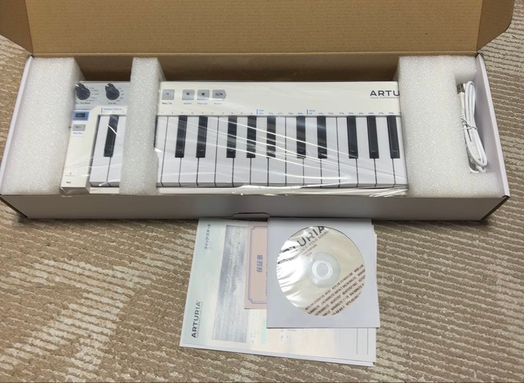 【値下】ARTURIA KEYSSTEP MIDIキーボード 新品未使用