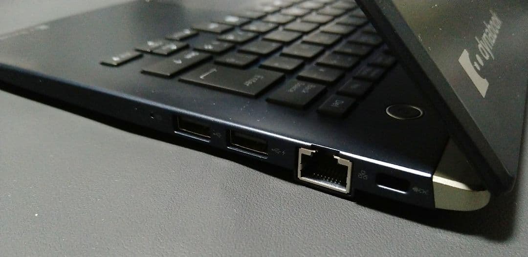 【ジャンク品】 第10世代Core i7 Dynabook G83/FP