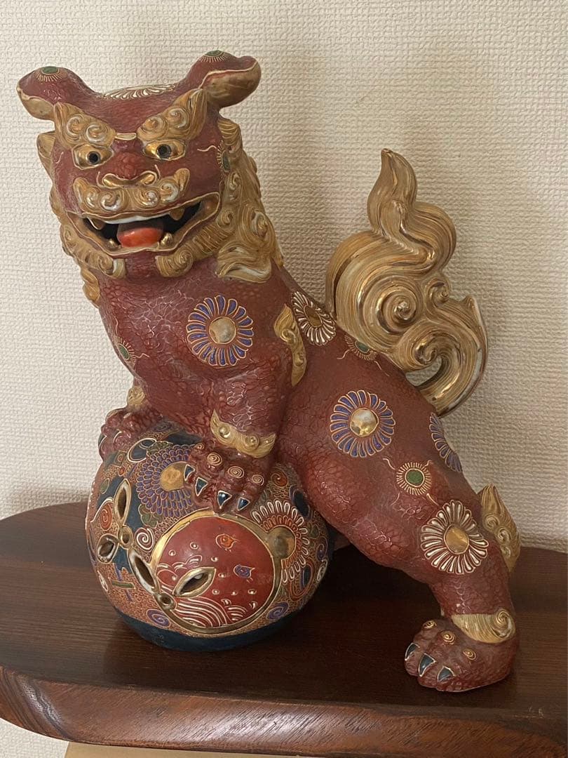 九谷焼 玉乘リ獅子 赤獅子除魔け 緣起物 唐獅子 高さ35cm X横幅27cm