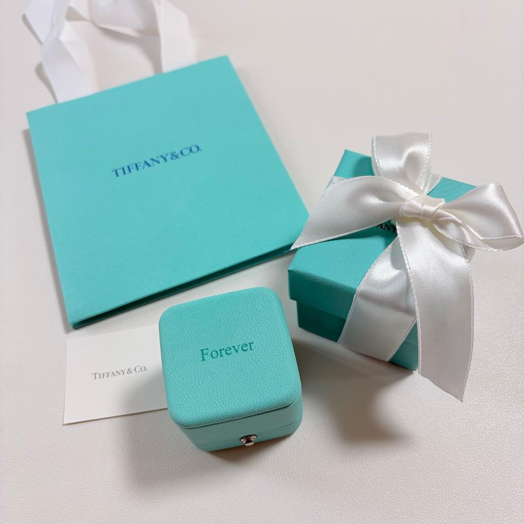 極美品　現行品　ティファニー　限定品　リングケース　空箱　Forever 刻印