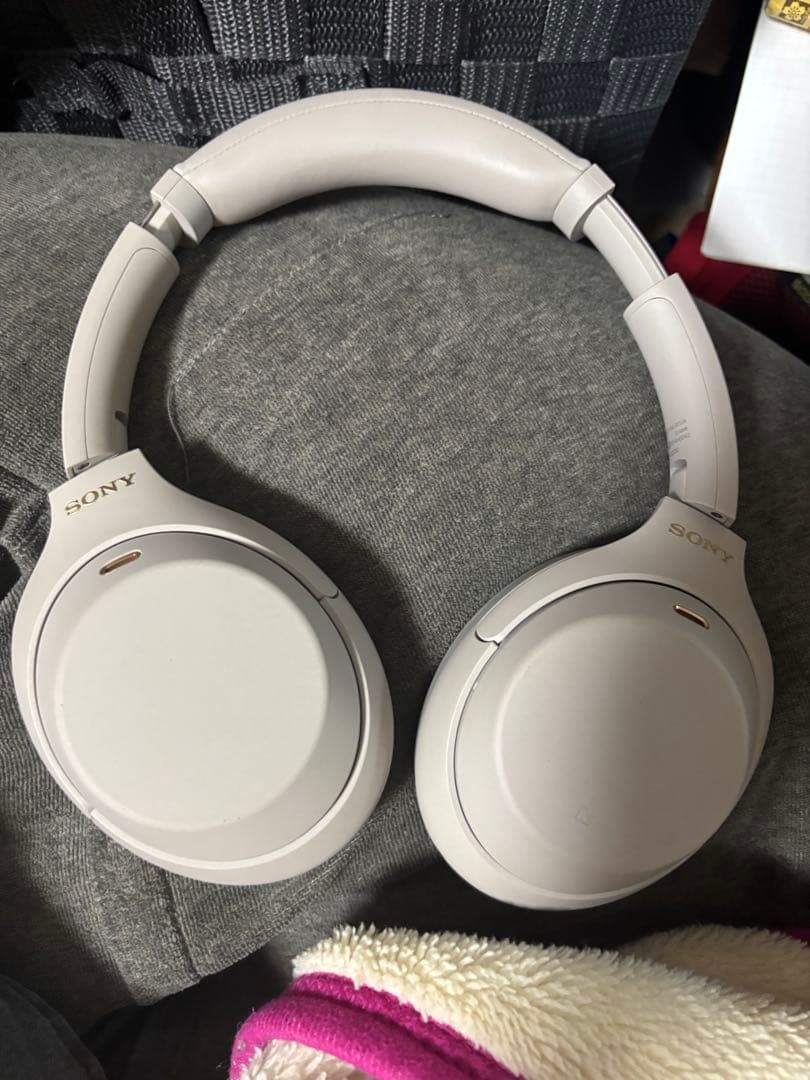 SONY ワイヤレスヘッドホン ホワイト値下げ可能
