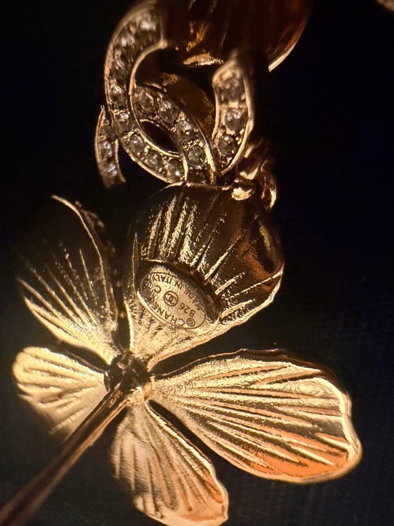 CHANEL フラワーデザイン ピアス　26C