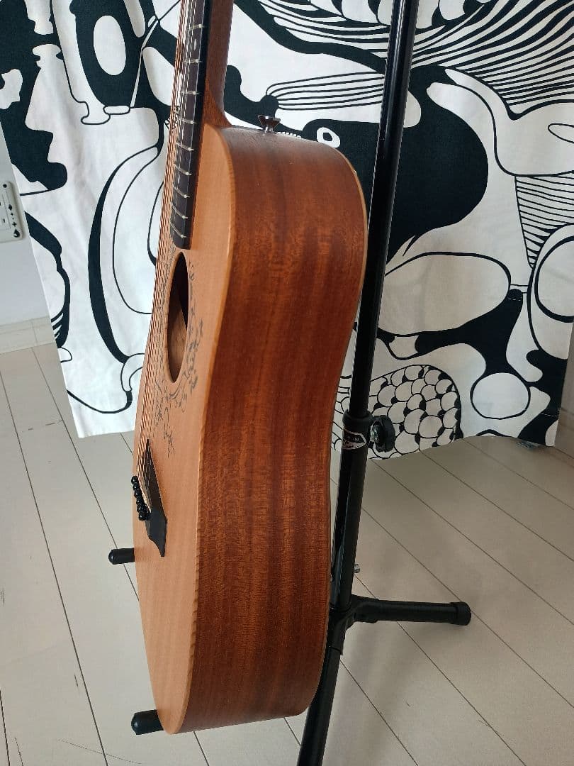 Taylor Swift サイン入り Baby Taylor