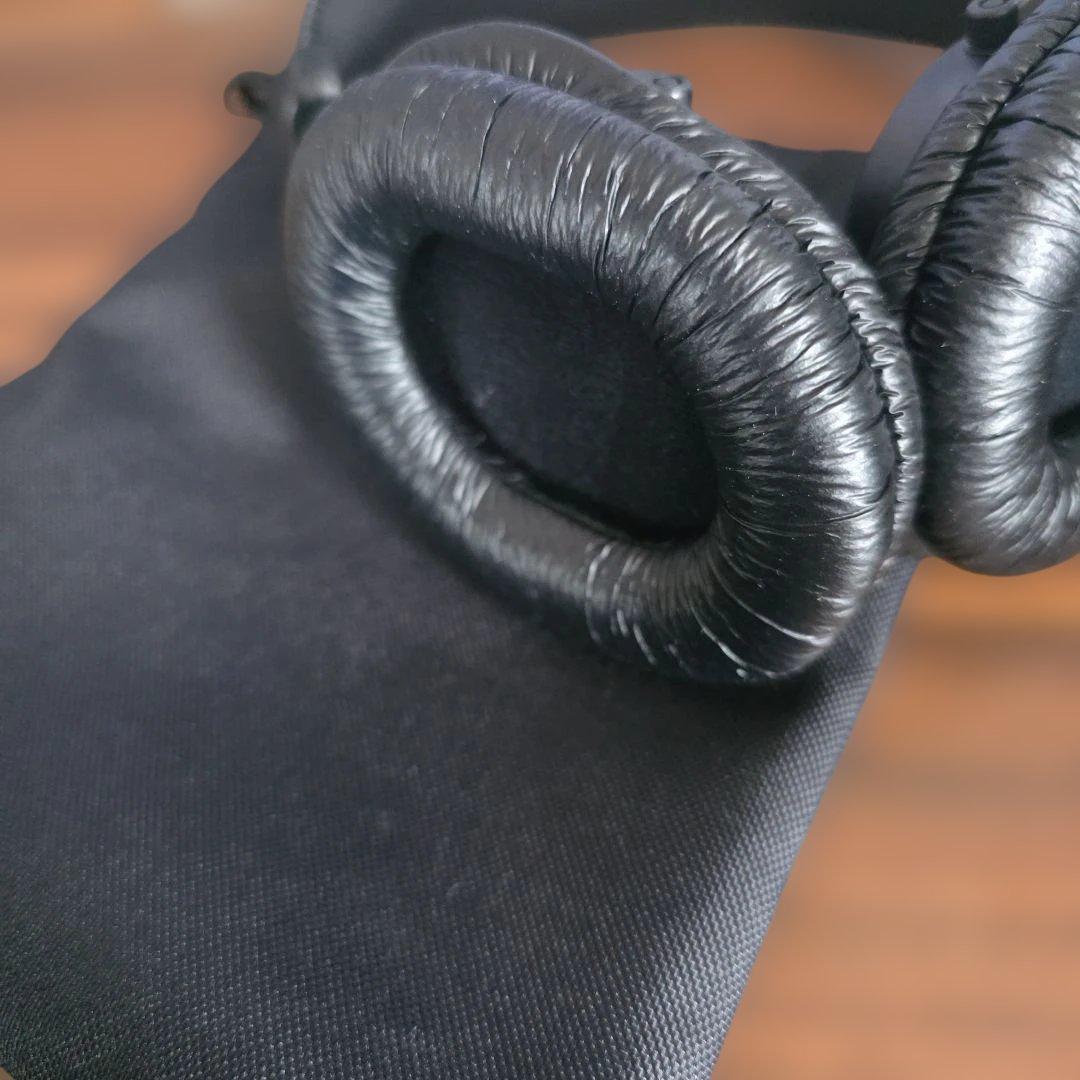 MDR-7506　ソニーモニターヘッドホン