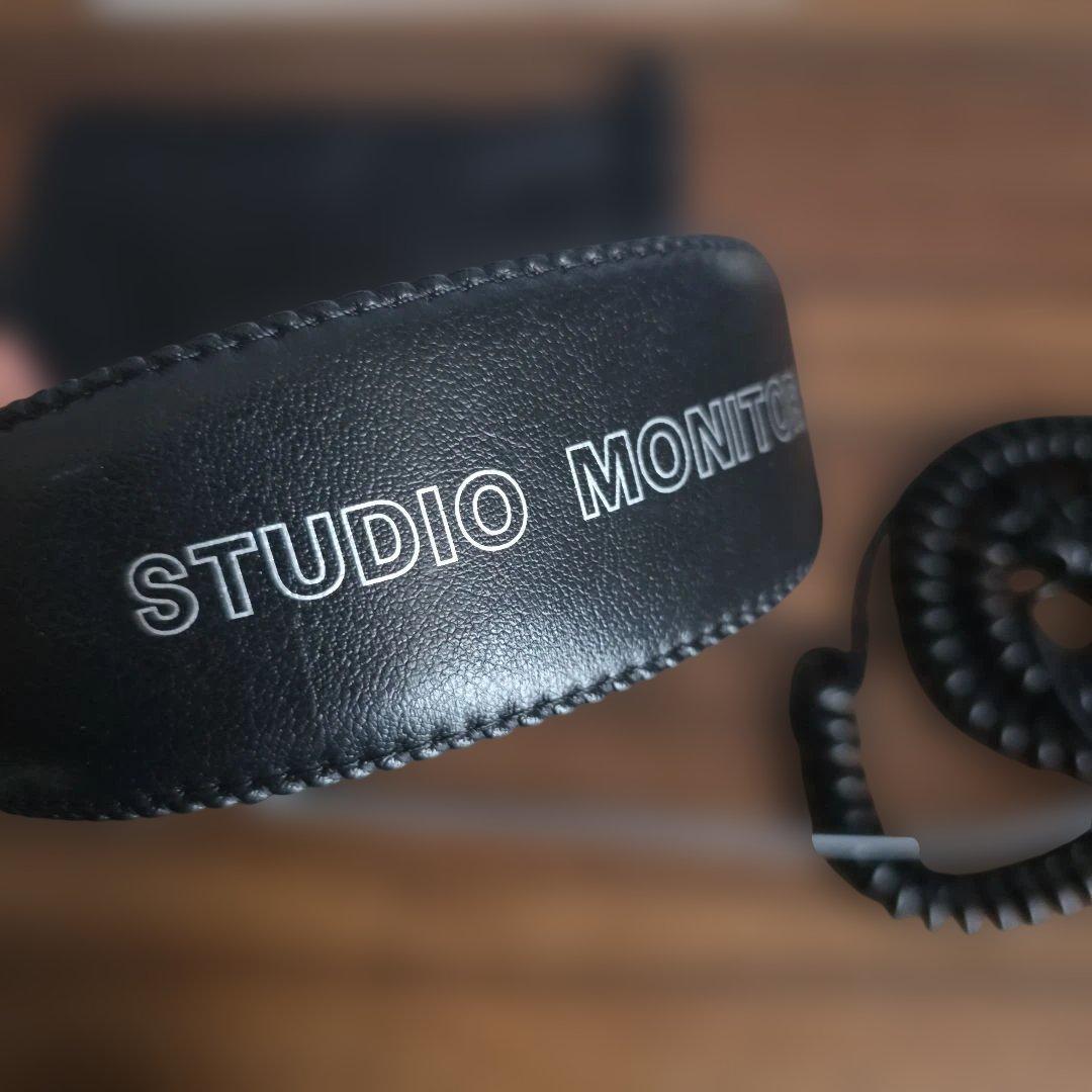 MDR-7506　ソニーモニターヘッドホン