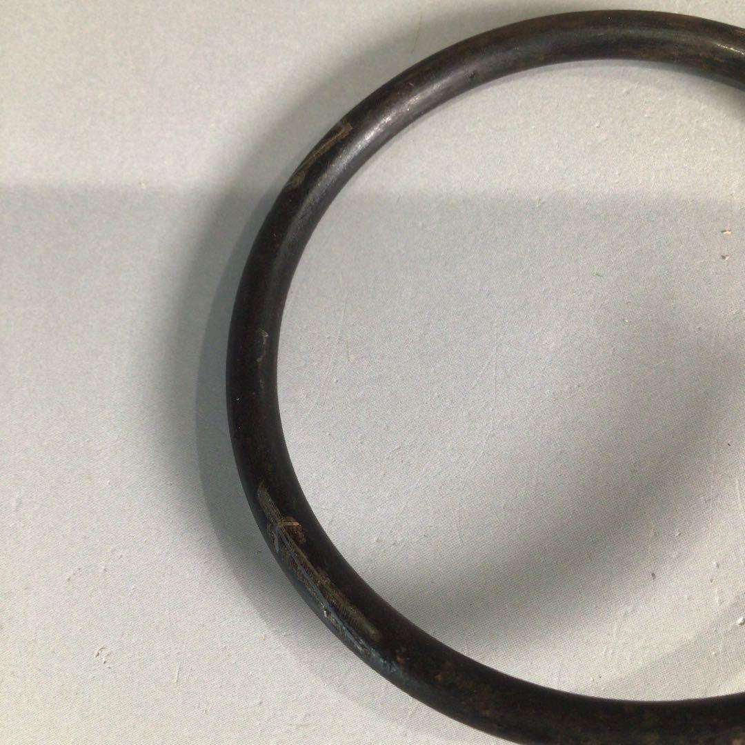 Ｐ３０１　釜釻　『釜師　山本閑浄造』『松葉象嵌』『釜鐶』　共箱　茶道具