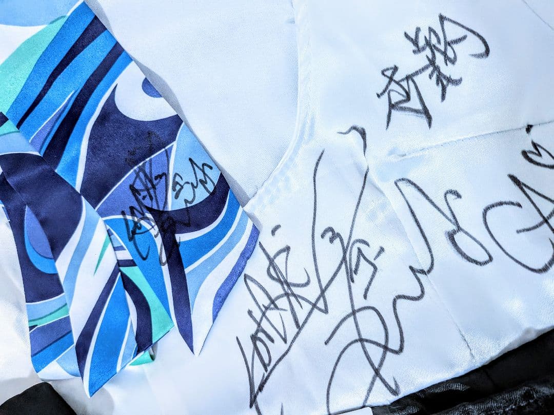 杉原杏璃 私物のコスプレCA衣裳+リボン+帽子＋チェキ２枚付き サイン入り超希少