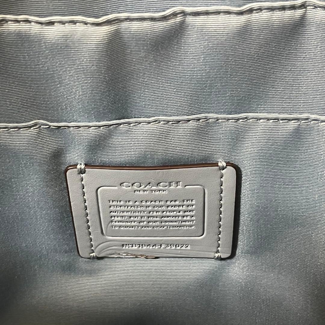 日本未発売✨美品✨コーチ　ブリーフケース　ビジネスバッグ　2way A4可