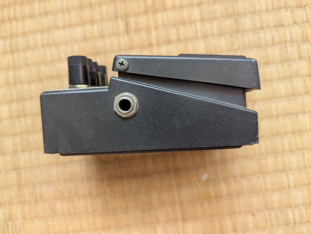 BOSS l Zone MT-2 ギターエフェクター　ディストーション