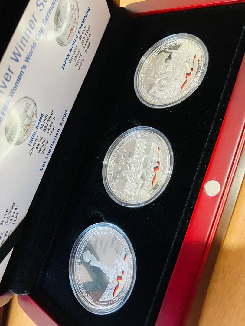 希少！ プレミア品！FIFA女子2011年W杯ドイツ大会優勝記念メダルセット